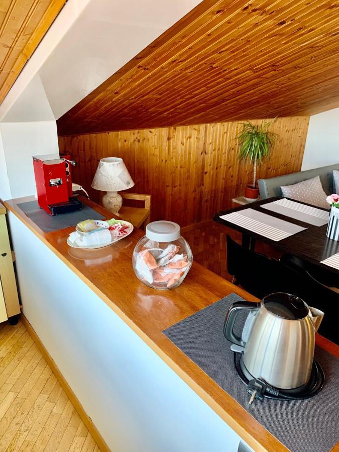 Amadeus Pinolo Apartment Gubbio Bagian luar foto
